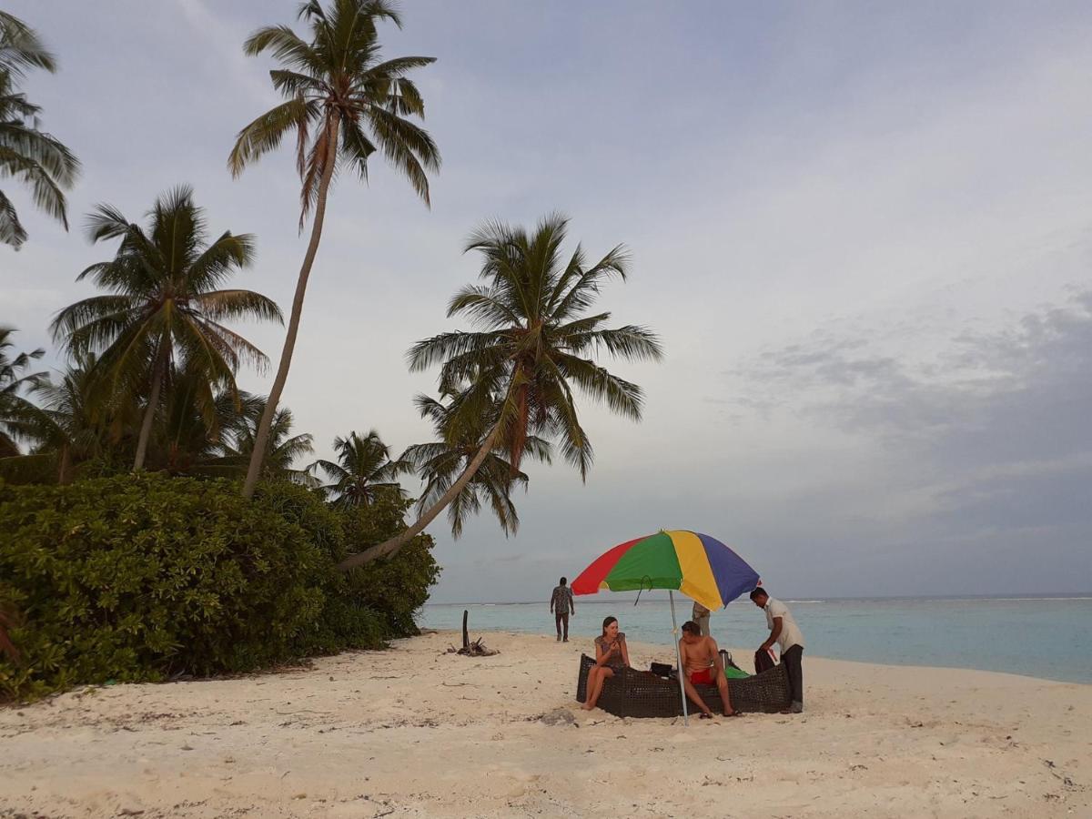 Island Life Maldives Retreat & Spa Magoodhoo Eksteriør billede